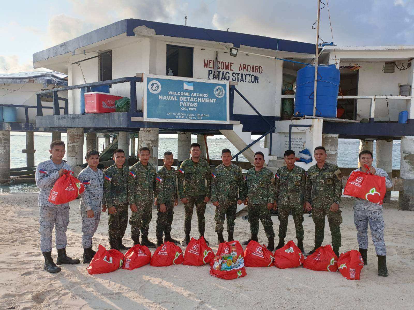 AFP delivers Christmas packages to troops in the WPS