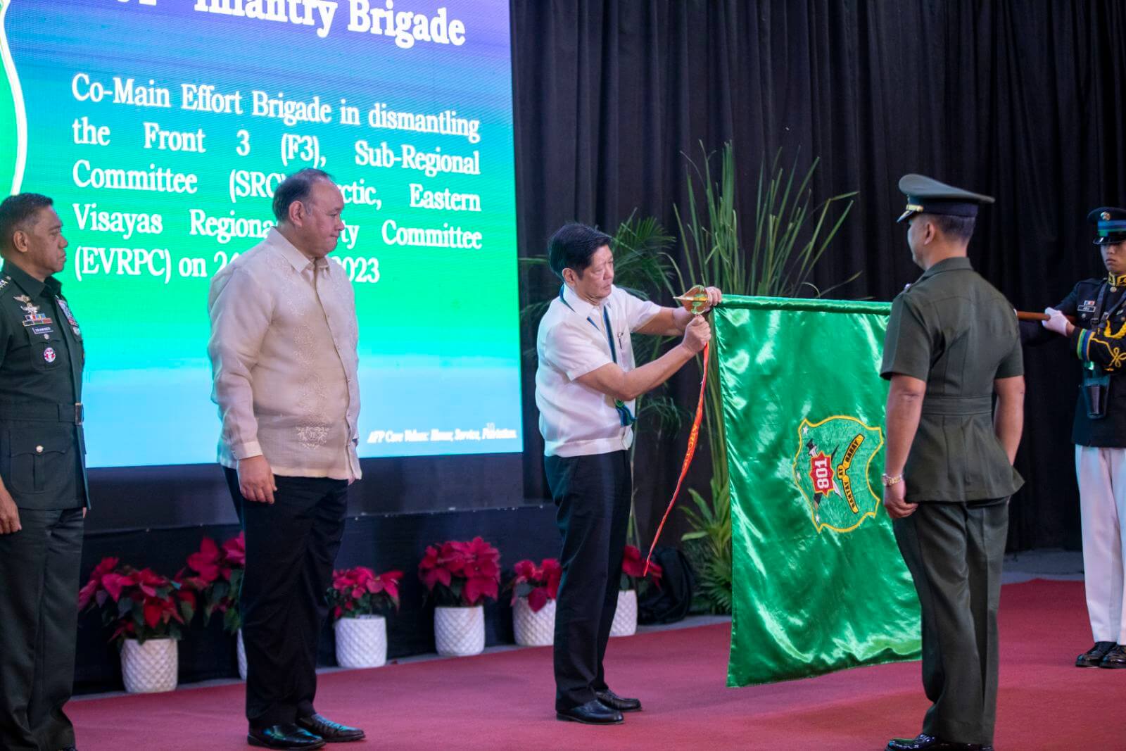 AFP Commander-in-Chief lauds outstanding units for dismantling Guerilla Fronts