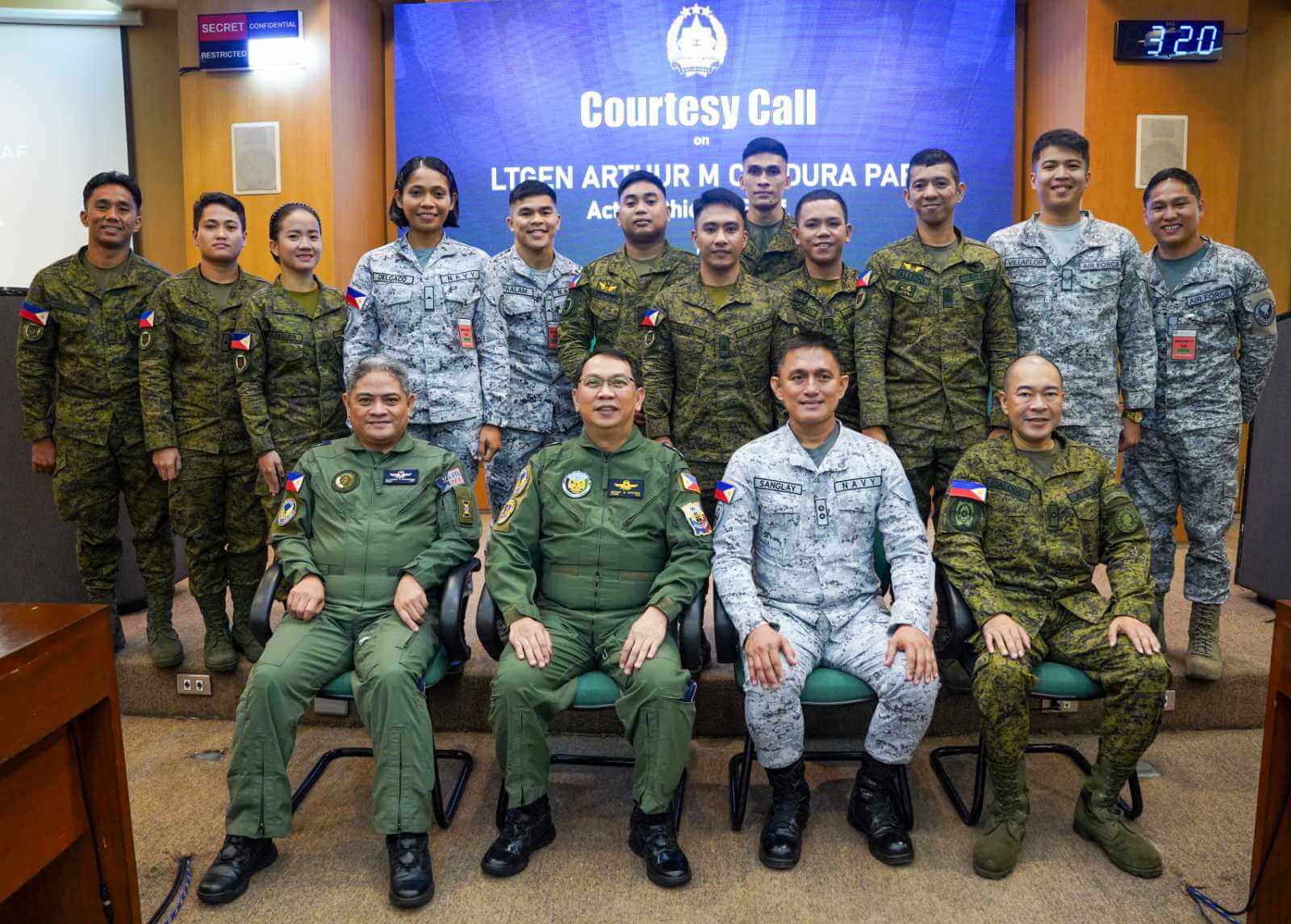Soldier-Athletes Pay Courtesy Visit to AFP