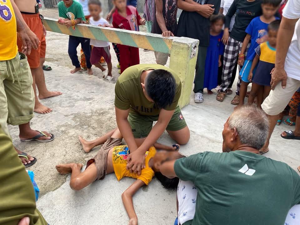 7-YEAR-OLD BOY SAVED BY THE MARINES 