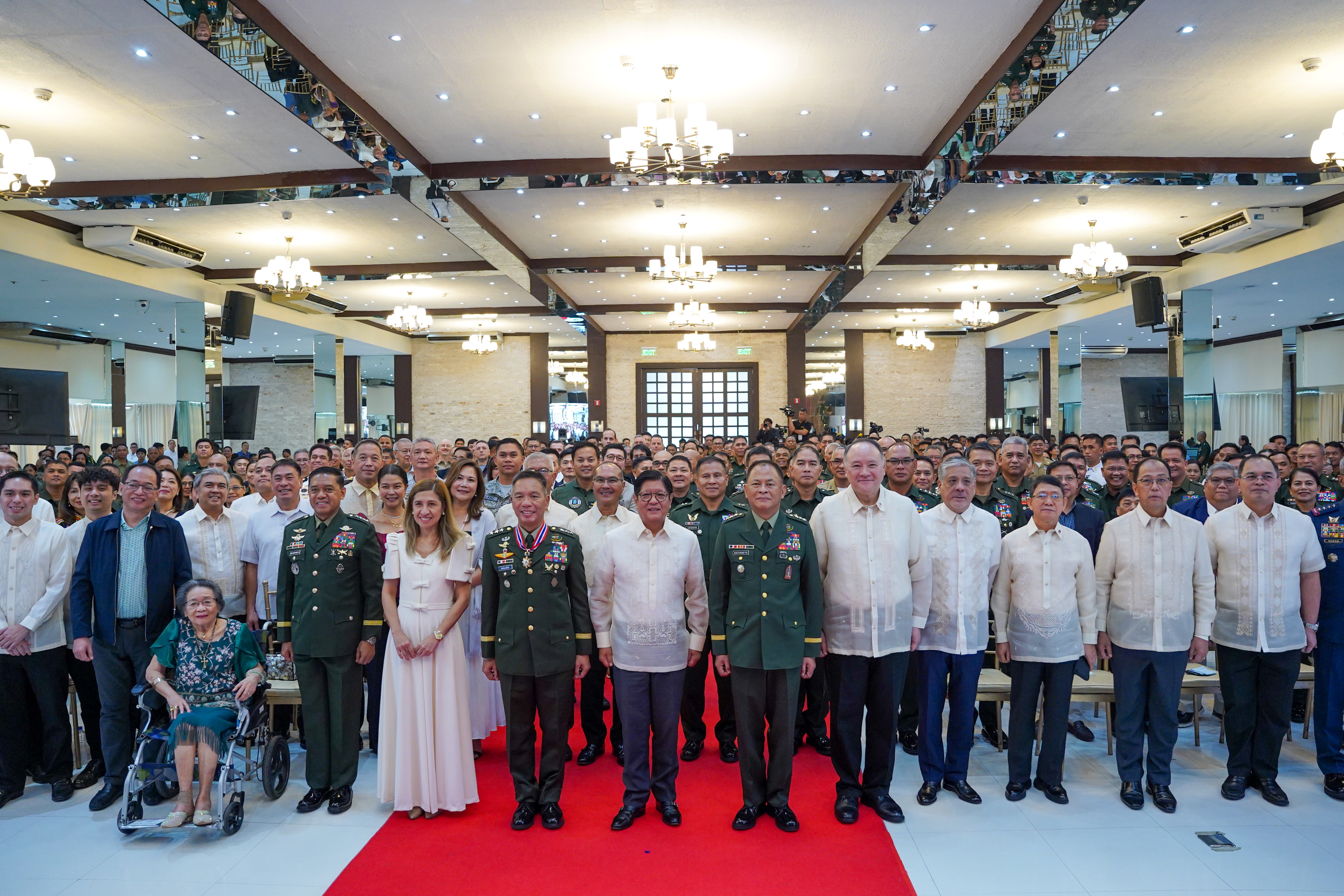 AFP Salutes Galido’s Service, Installs Nafarrete as New Army Chief
