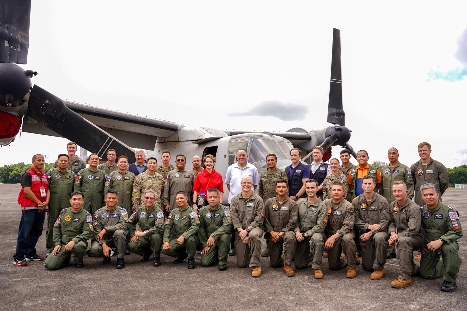 AFP, U.S. Conducted Joint Humanitarian Airlift in Clark Exercise
