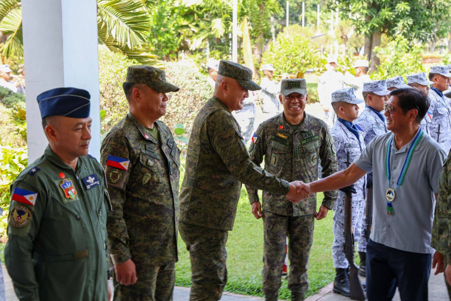 Commander-in-Chief visits Eastern Mindanao Command, reviews operational progress