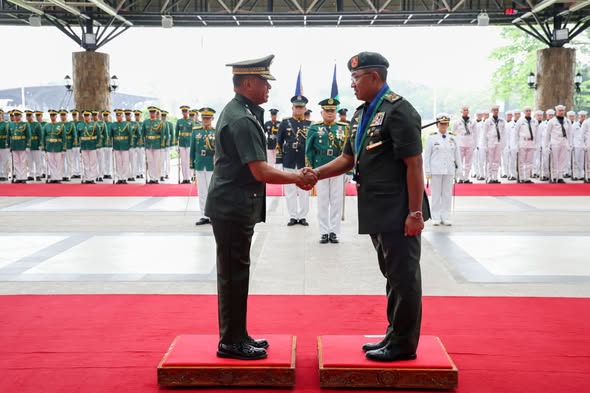 AFP, MAF Chiefs Discuss Regional Security Cooperation