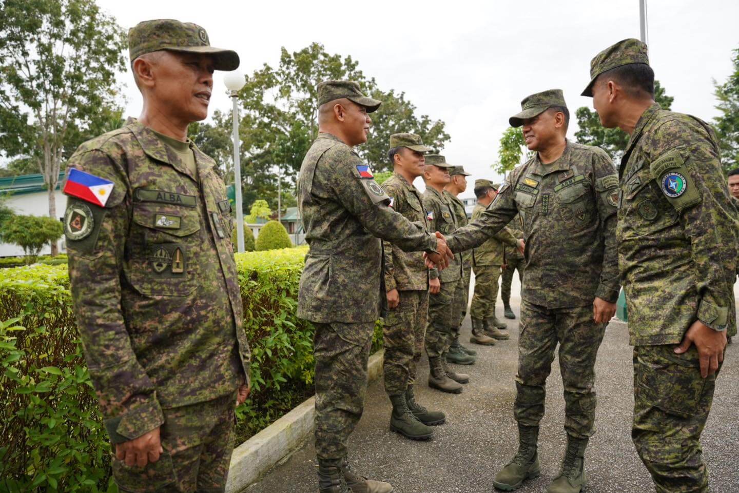 AFP Chief of Staff lauds troops’ efforts in visit to 4ID