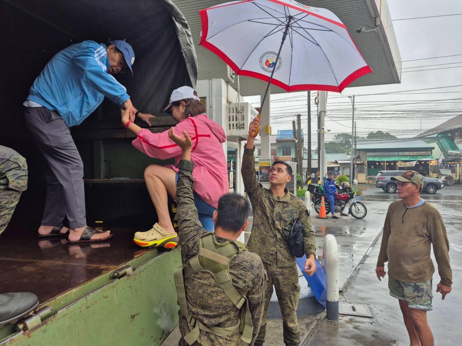 Philippine Army Troops Provide Lifeline Amid Crising’s Onslaught in Pampanga