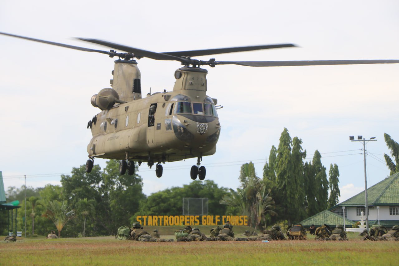 Philippine Army, USARPAC Execute Precision Air Assault in Salaknib Drills
