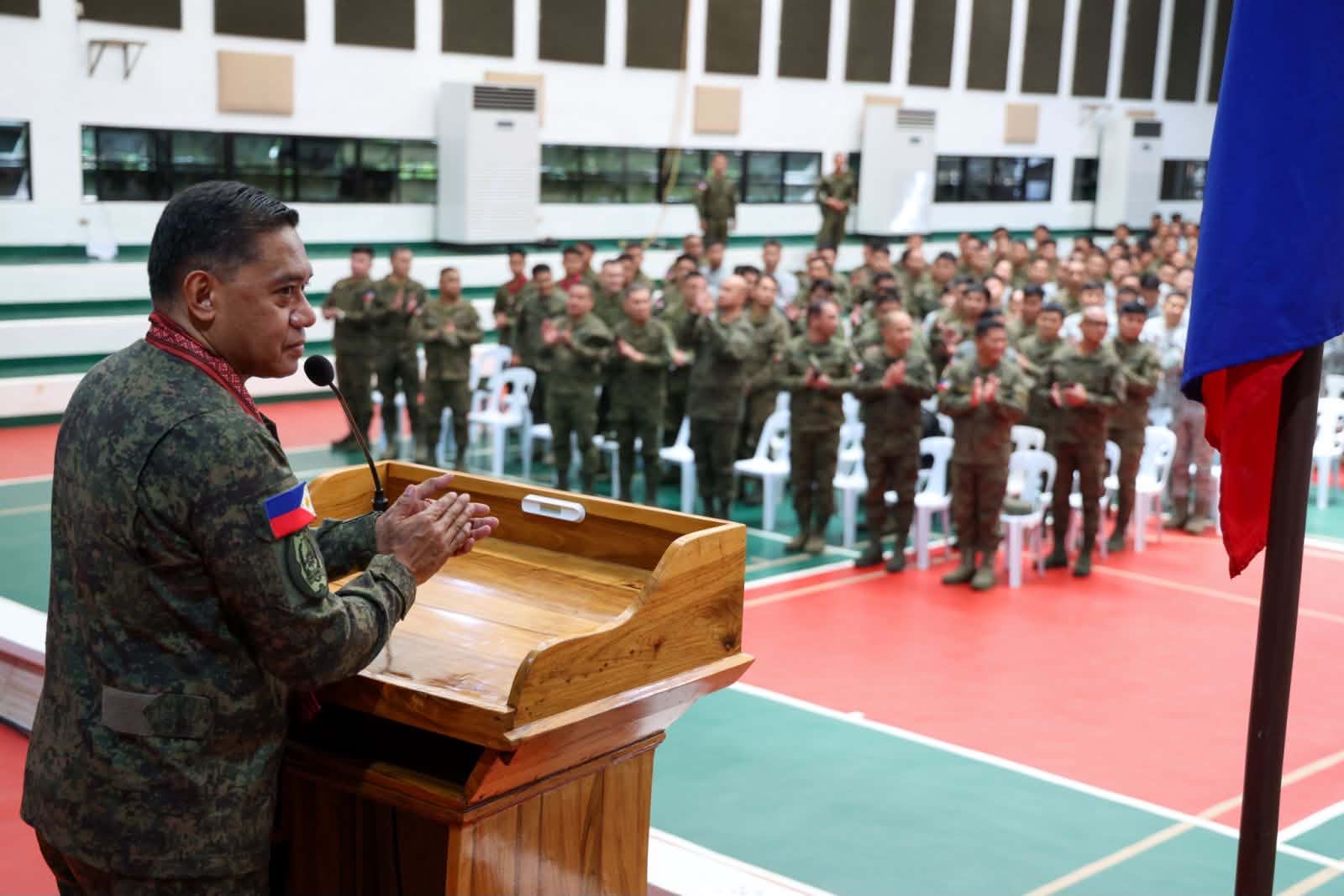 AFP Chief Visits 1st Infantry Division, Honors Troops and Reflects on Mindanao Peace Efforts