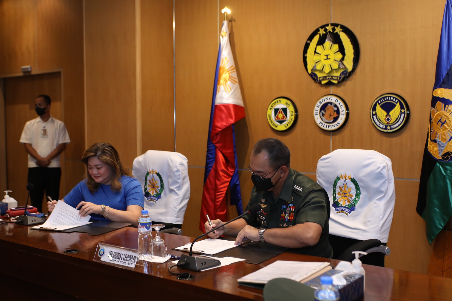 AFP, GMA Kapuso Foundation renew agreement on cooperation